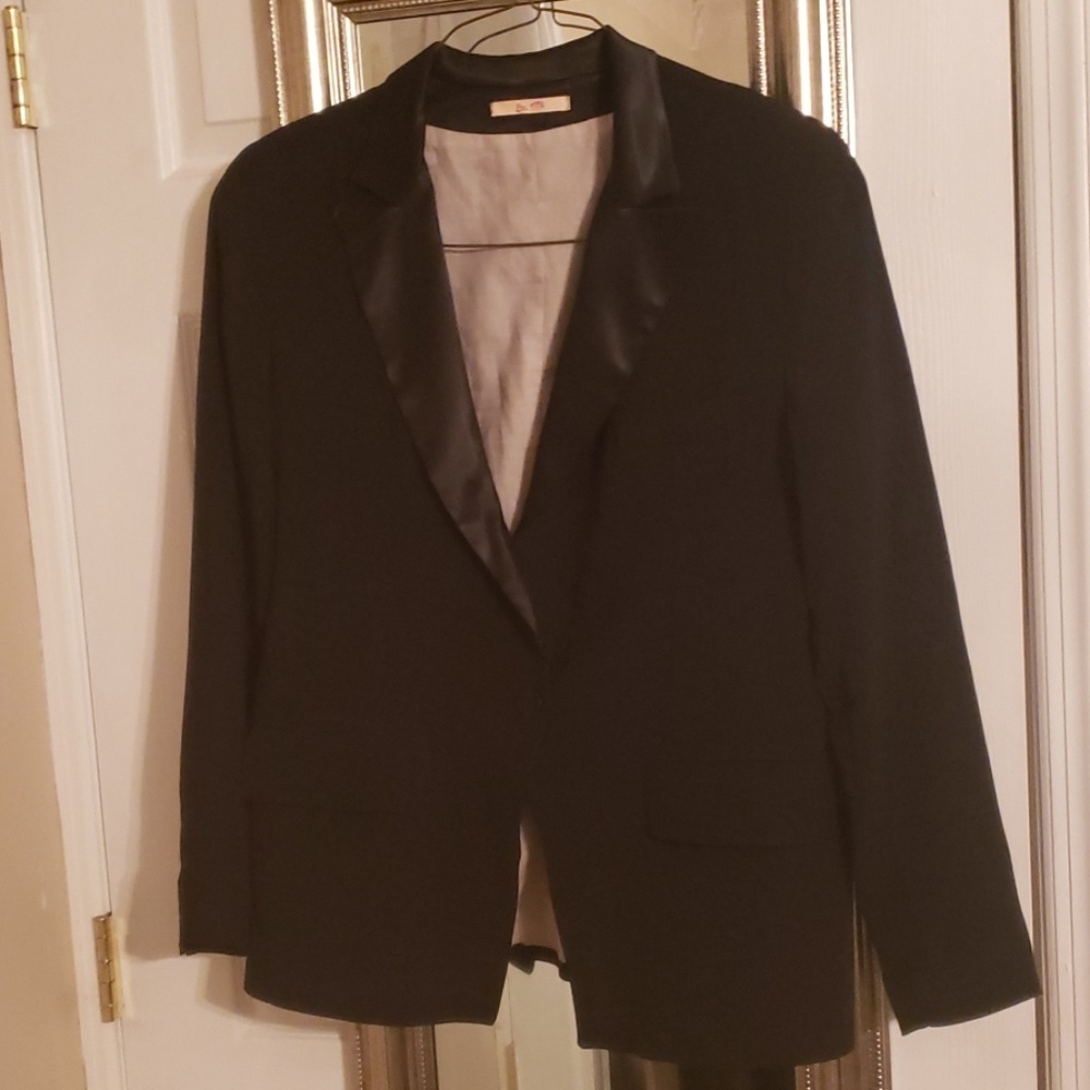 Black blazer